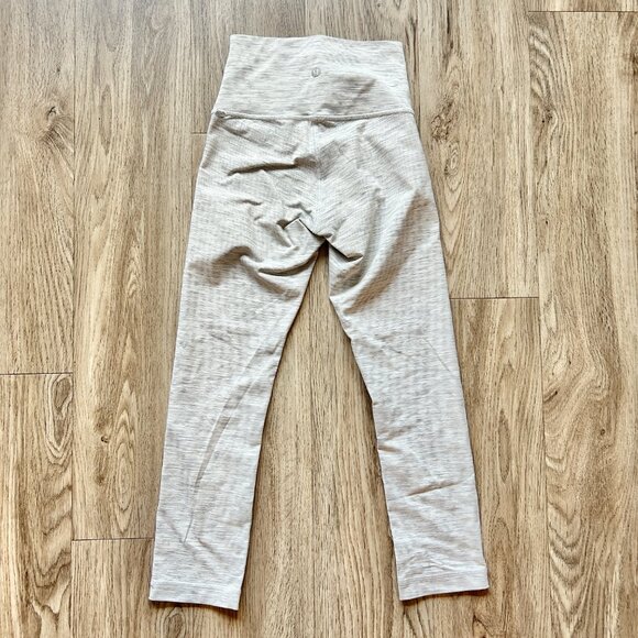 Lululemon Wunder Under Crop High Rise 21” Leggings Gray Heather Stripe Size 2 - Picture 4 of 9